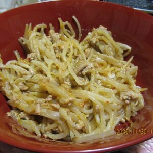 ボリューム満点♪もやしと豚ひき肉の簡単ヘルシー丼